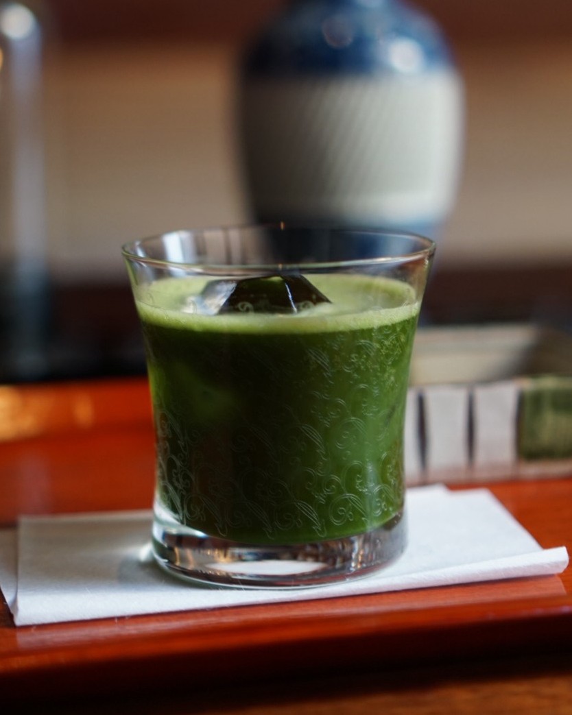 Vanilla Matcha Cocktail